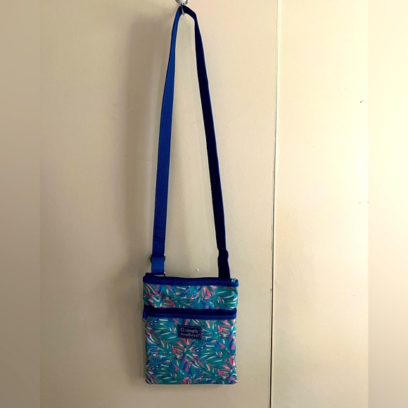 ๐ธ๐ธEUC Simply Southern Crossbody Bag ๐ธ๐ธ - Picture 2 of 3